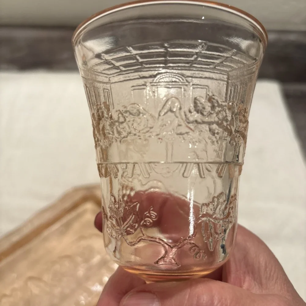 VTG Indiana Tiarra Glass Pink Bread Plate Last Supper 11